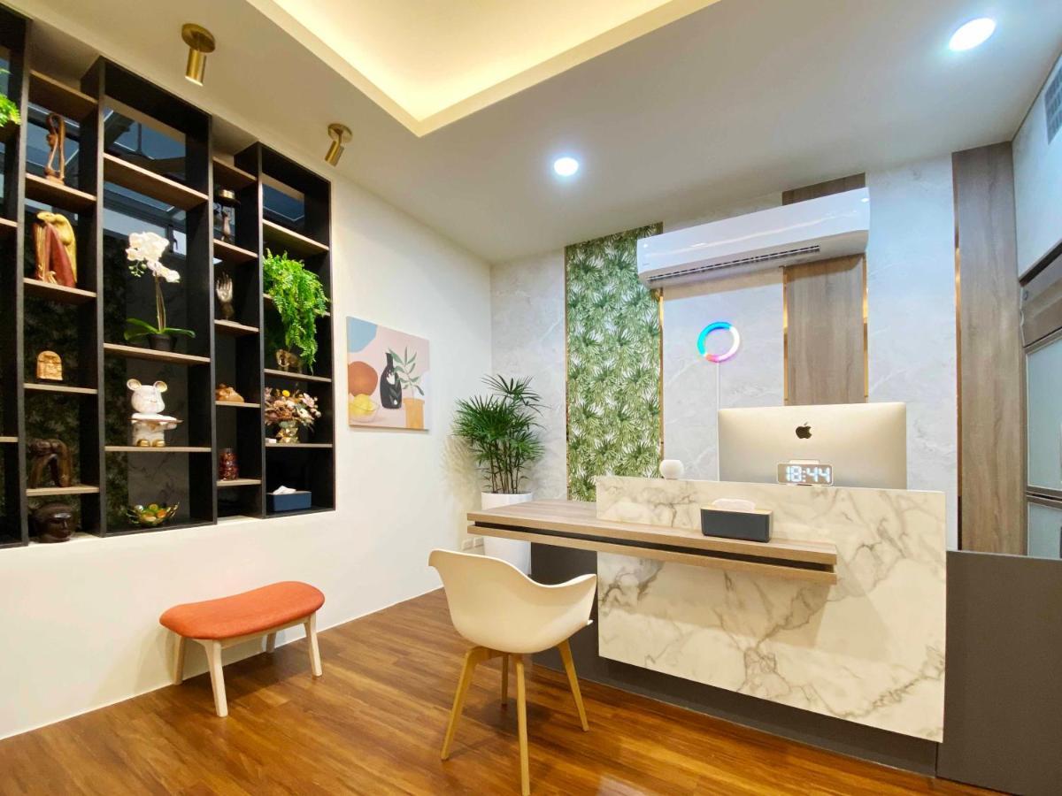 1881 Ya Ka Hostel Тайнань Экстерьер фото